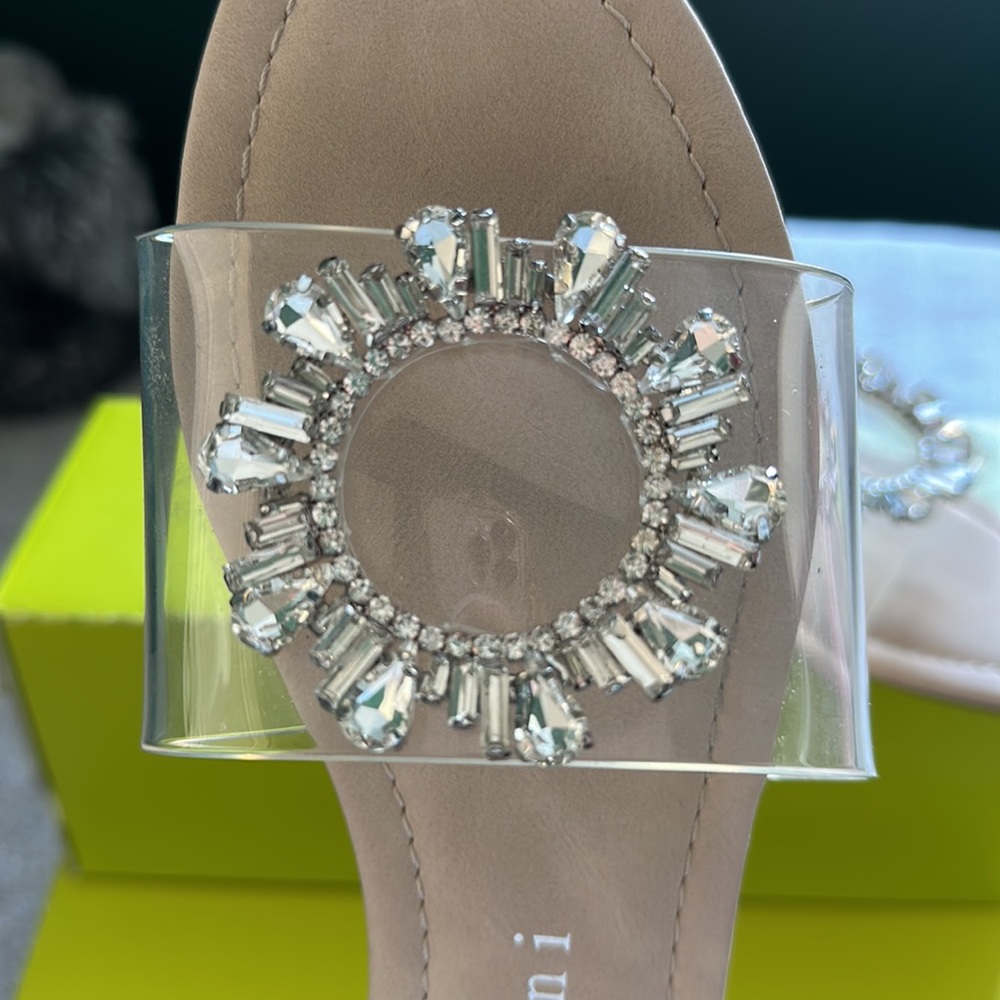 Gianni Bini Sandals - Picture 2 of 2